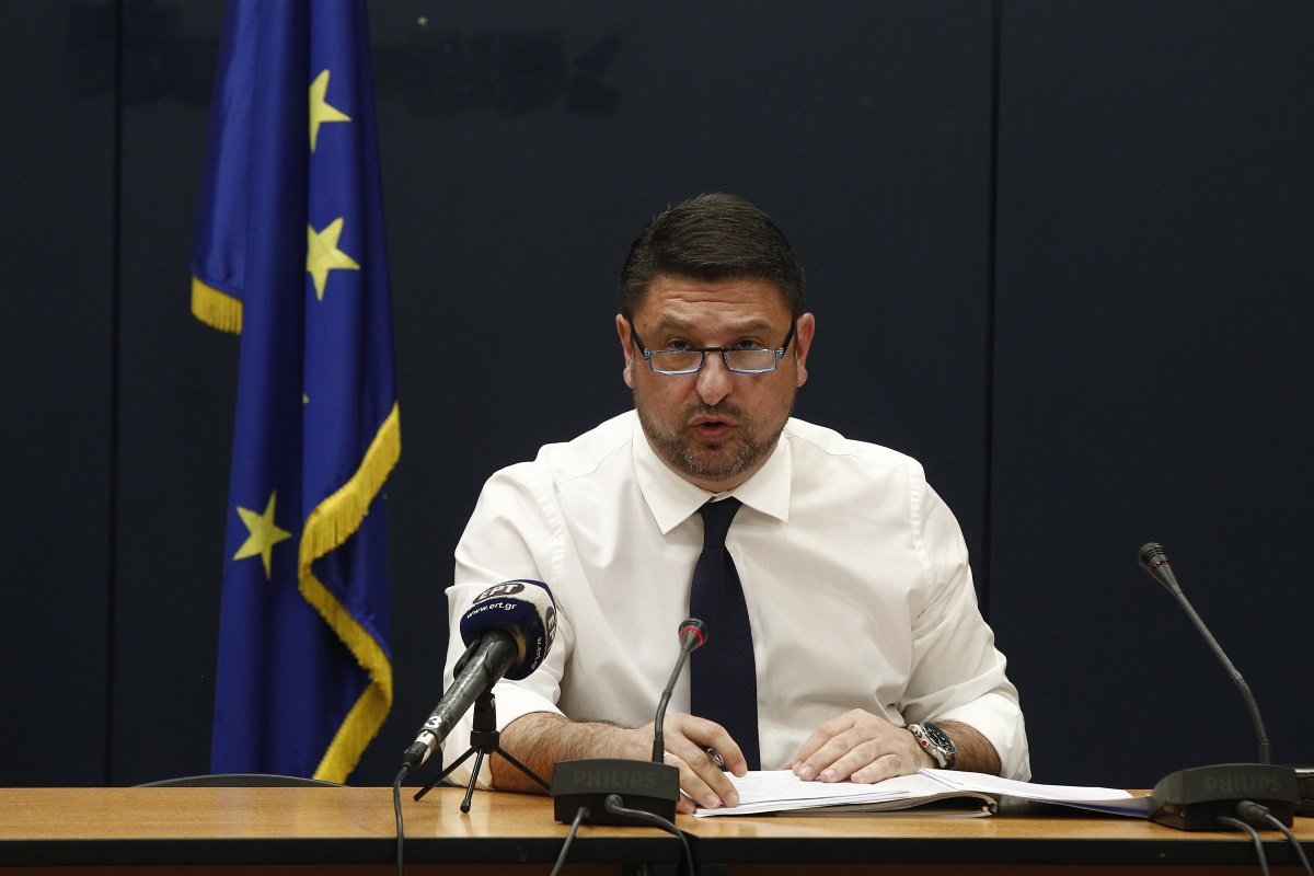 Νίκος Χαρδαλιάς: Αυτά είναι τα νέα μέτρα μετά την αύξηση των κρουσμάτων