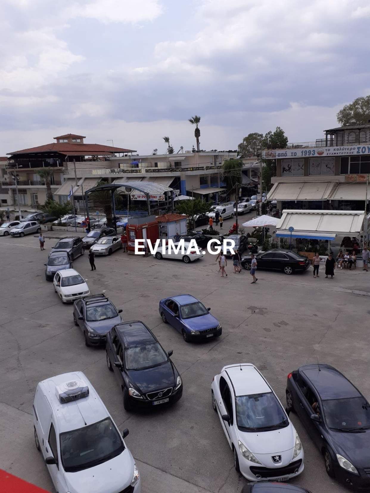 Έκτακτο: Εκτροπή των οχημάτων στα Λέπουρα προς το λιμάνι των Ν. Στύρων λόγω διακοπής κυκλοφορίας στο Βασιλικό
