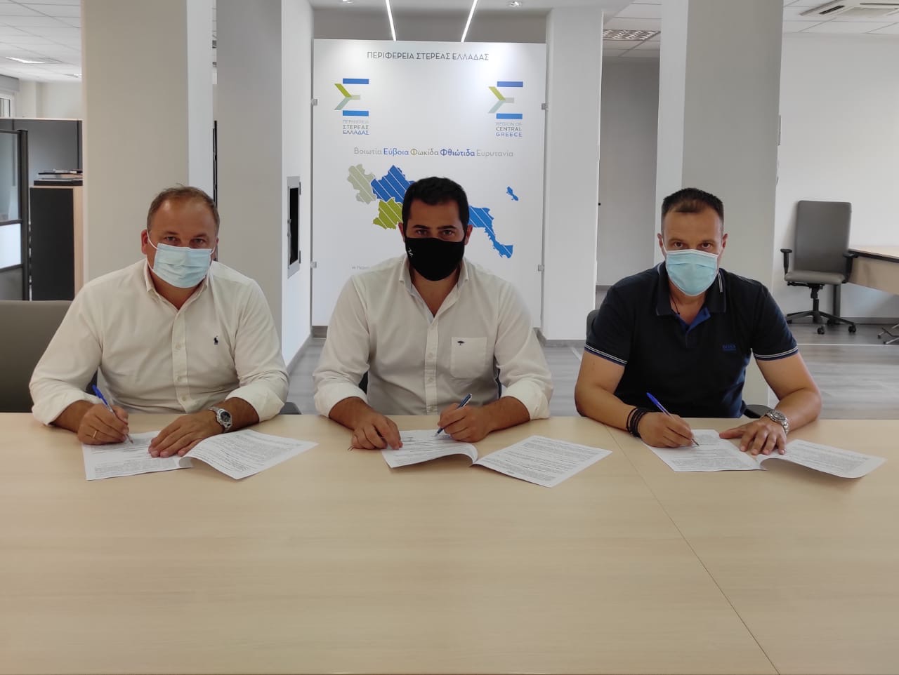 Η Περιφέρεια Στερεάς Ελλάδας ανακαινίζει το κτήριο του  Επιμελητηρίου Φθιώτιδας