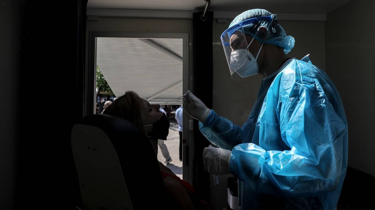 Κορωνοϊός: Στα 286 τα νέα κρούσματα – Τρεις θάνατοι σε 24 ώρες Κορωνοϊός: Στα 286 τα νέα κρούσματα – Τρεις θάνατοι σε 24 ώρες