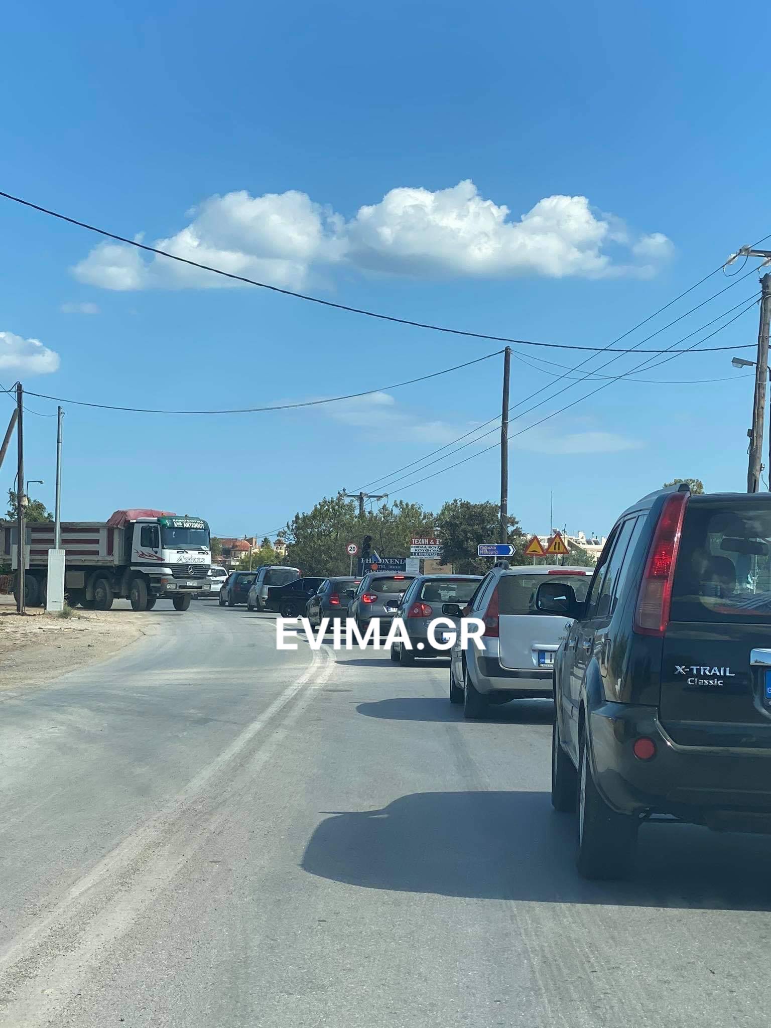 Τώρα: Αυξημένη κίνηση προς τη Νότια Εύβοια [εικόνες]