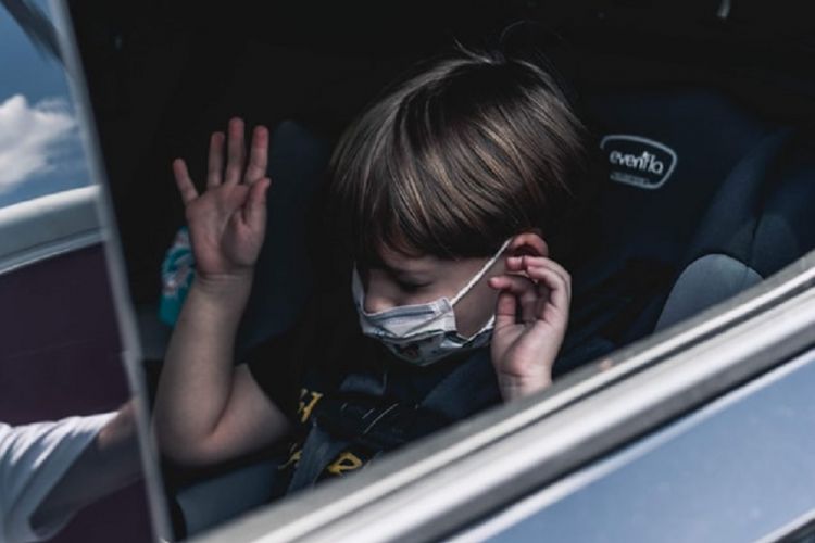 Κορονοϊός-Νέα μέτρα: Πόσοι μπορούν να επιβαίνουν σε αυτοκίνητα και ταξί