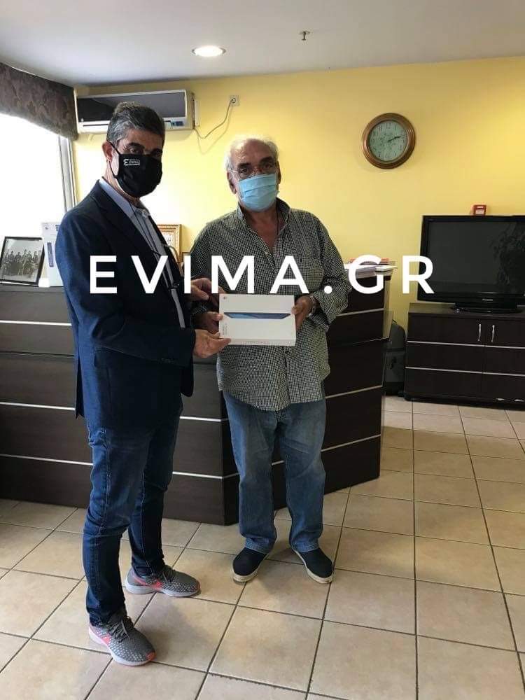 Ανδρέας Τοουλιάς στο evima: Πρόσφερα tablet της ΠΣτΕ στις δομές φιλοξενίας της Φθιώτιδας [εικόνες]