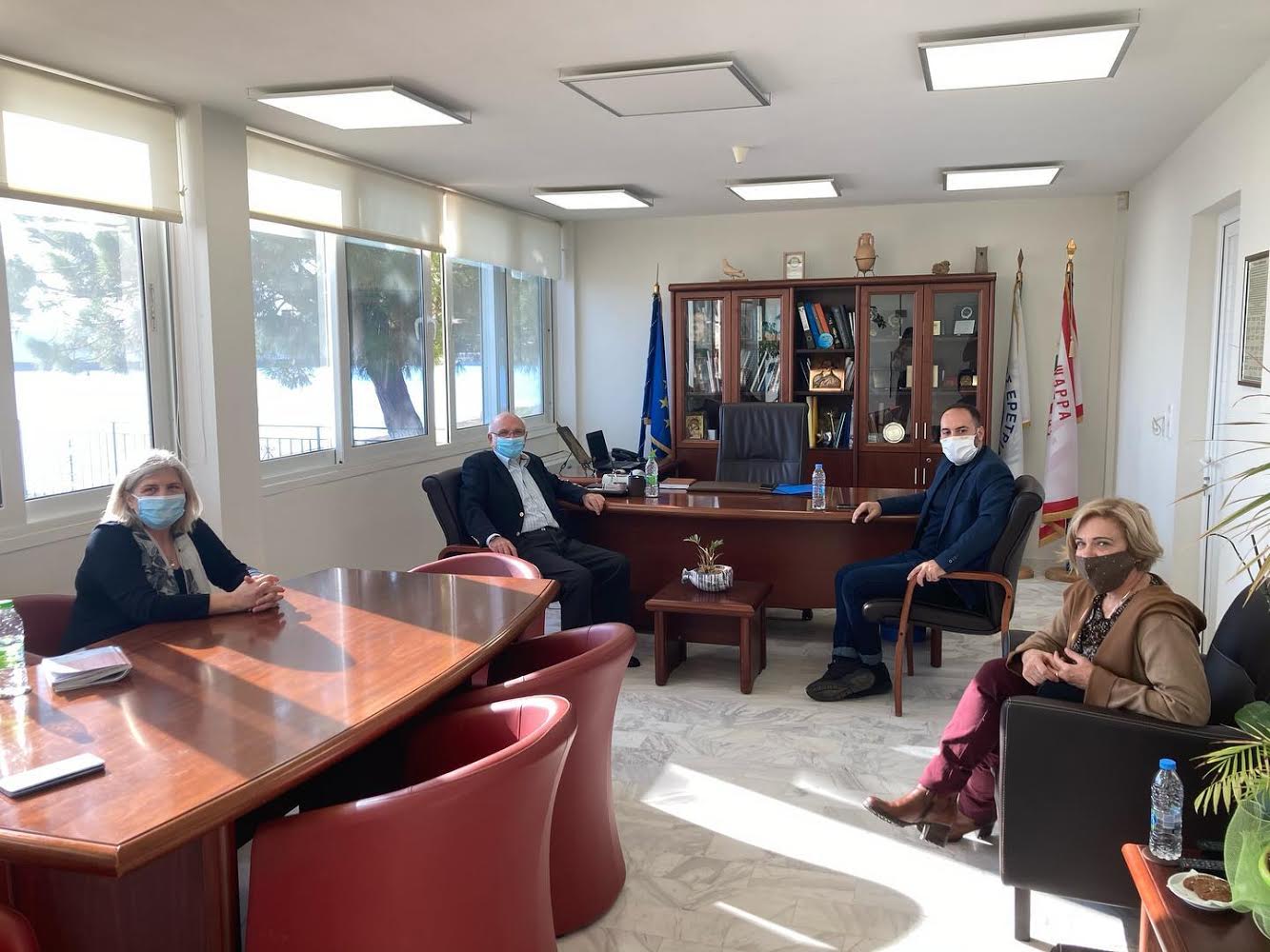Συνάντηση του Μίλτου Χατζηγιαννάκη με τον Δήμαρχο Ερέτριας
