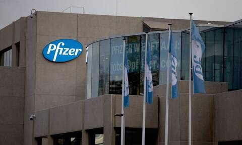 Εμβόλιο κορονοϊός Ραγδαίες εξελίξεις: Η ΕΕ υπέγραψε συμφωνία με την Pfizer/BioNTech