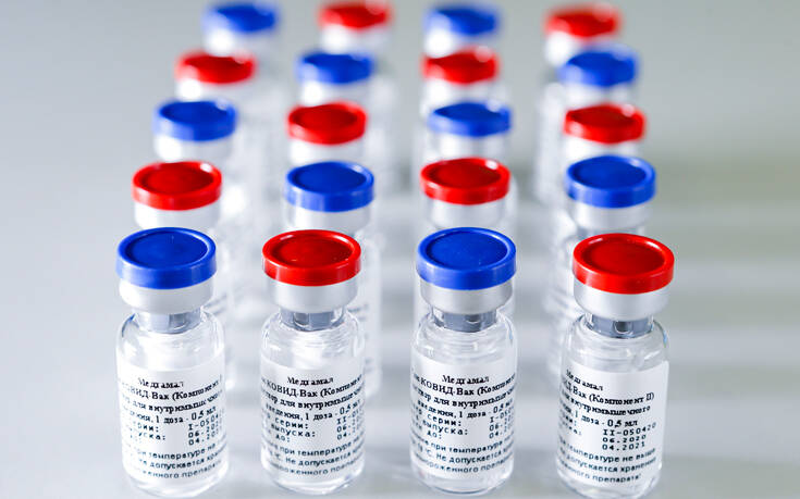 Πέτσας για εμβόλιο: Θα έρθουν 300.000 δόσεις αρχικά στην Ελλάδα