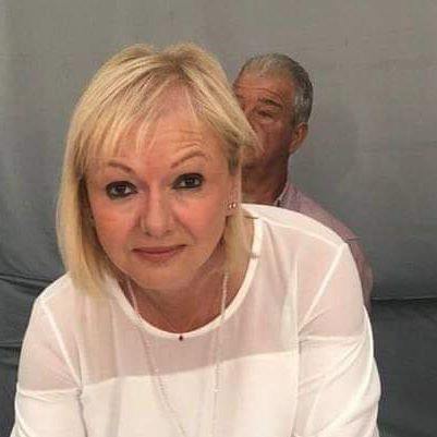 Ευχές από την πρόεδρο της Κοινότητας Οξυλίθου, Κλαίρη Κατσαρή