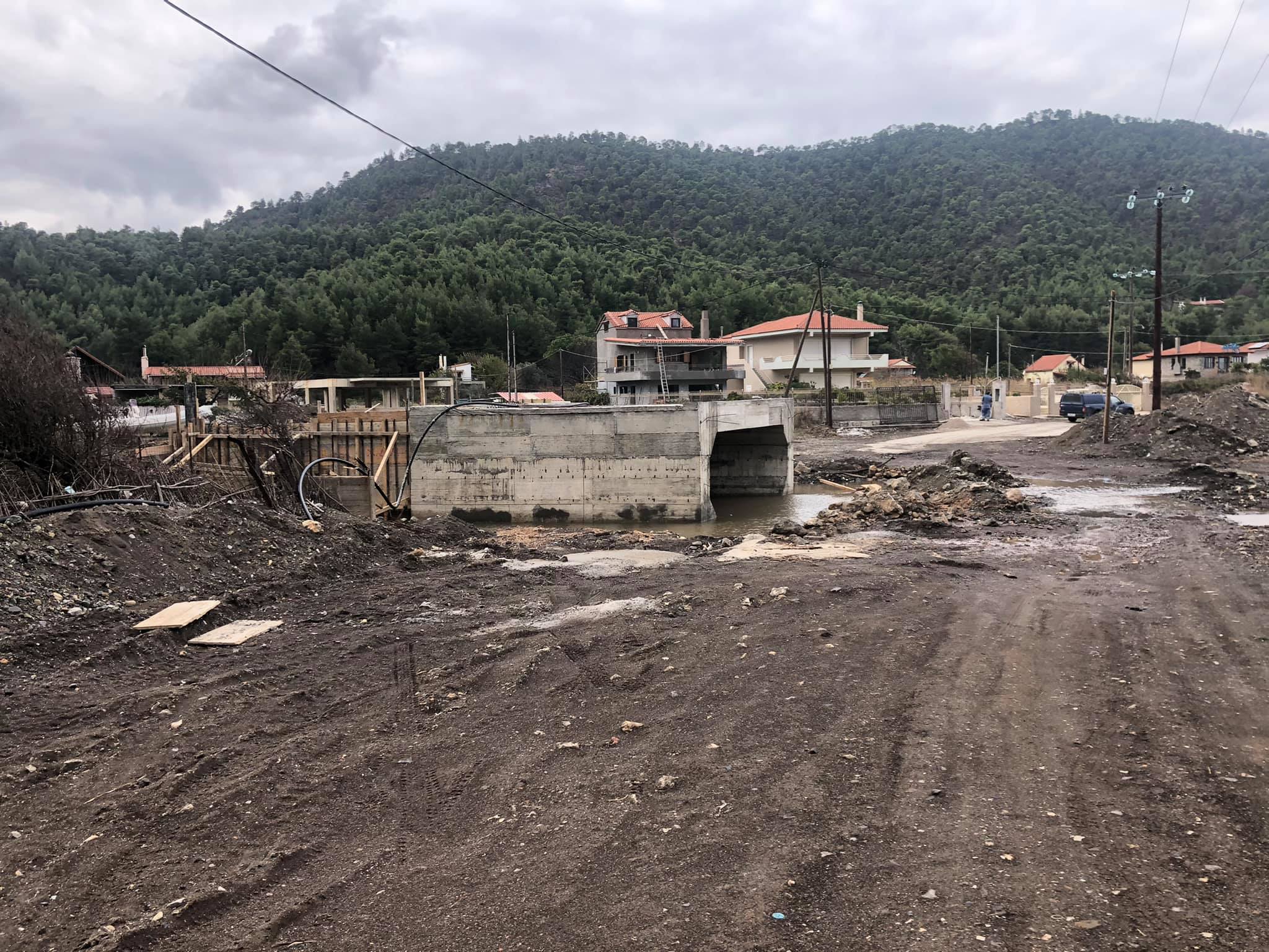 Β. Εύβοια: Συνεχίζονται τα έργα πνοής στο Πήλι του Δήμου Μαντουδίου Λίμνης Αγίας Άννας – Εικόνες