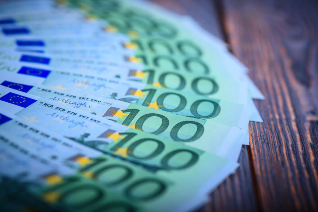 Επίδομα 800 ευρώ: Λήξη χρόνου για τις αναστολές συμβάσεων – Πότε αρχίζουν οι πληρωμές