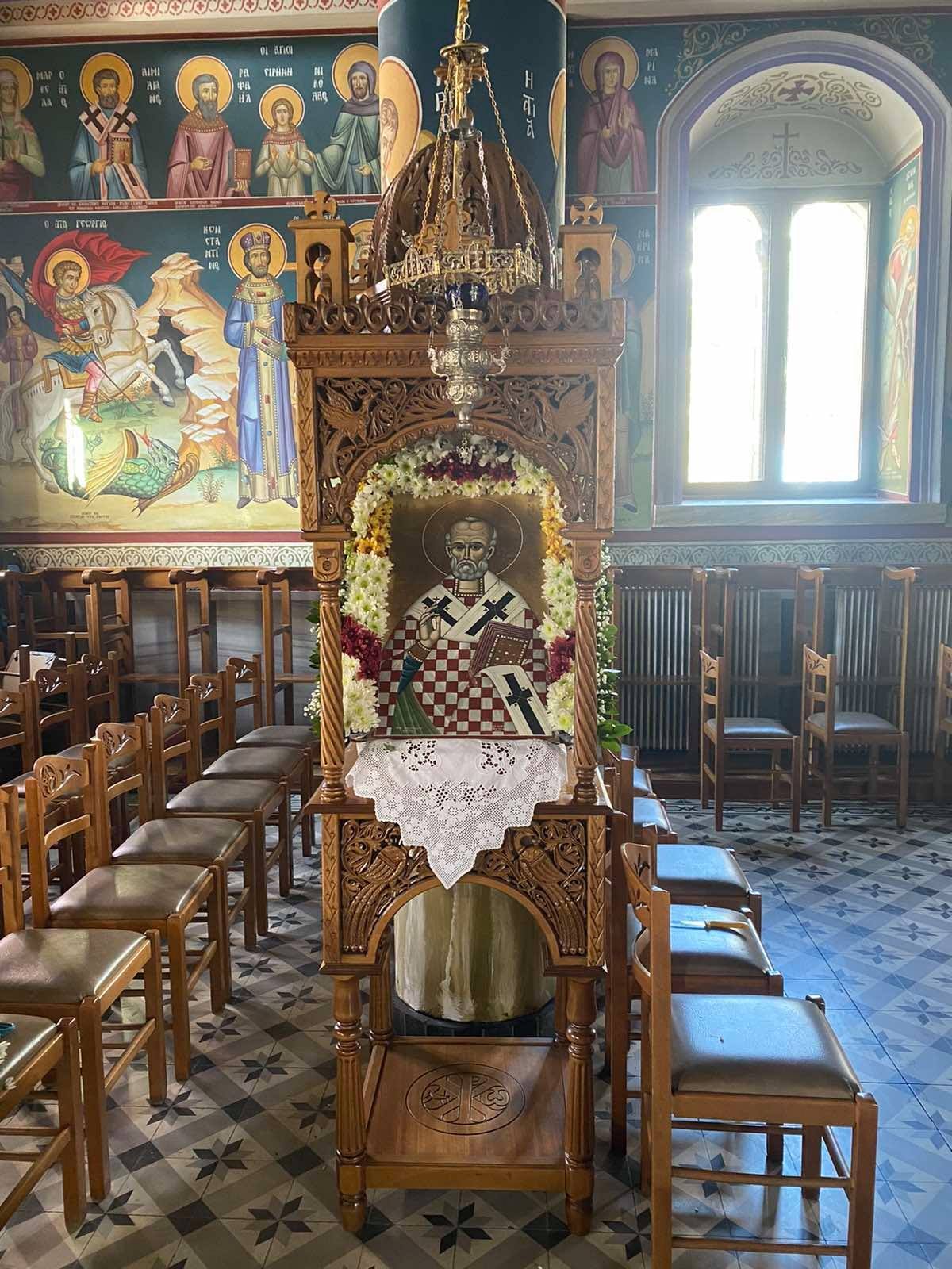 Εύβοια: Άδειος από πιστούς ο Ιερός Ναός του Αγίου Νικολάου Άνω Βάθειας  [εικόνες]