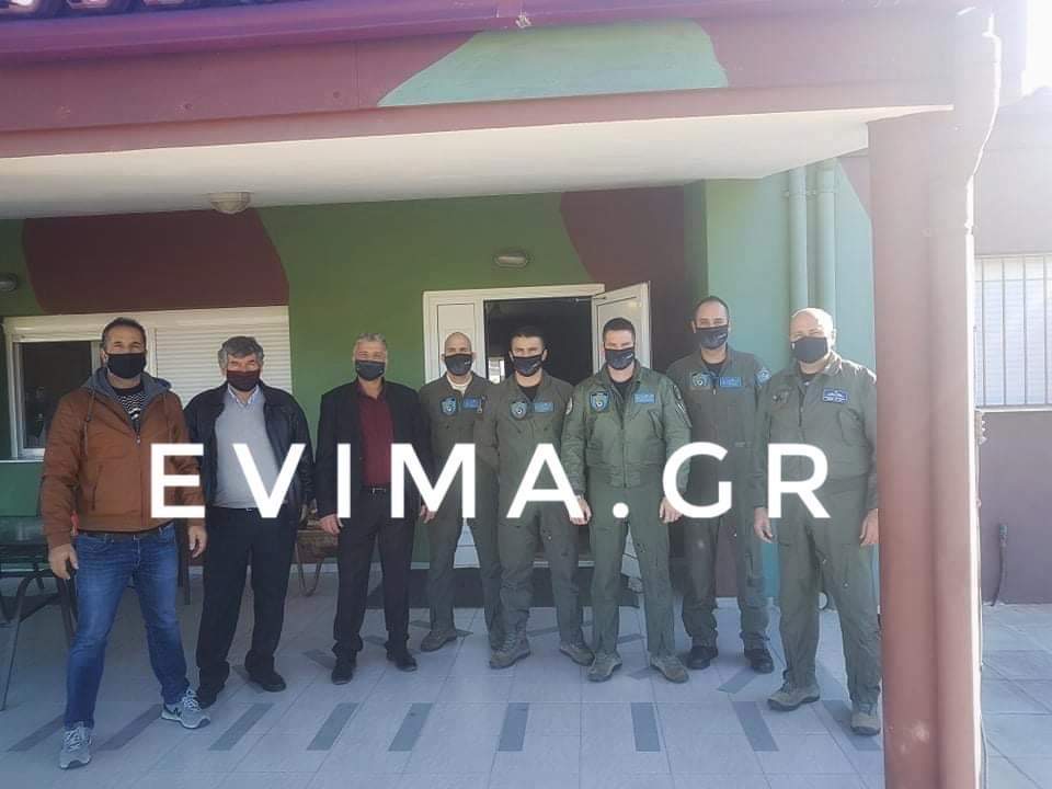 Στην 135 Σμηναρχία Μάχης ανήμερα την Πρωτοχρονιά ο δήμαρχος Σκύρου