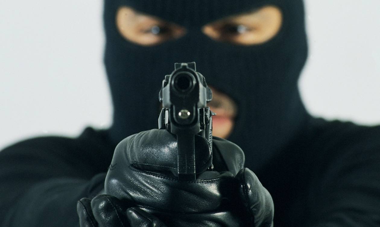 Εύβοια: Σοκάρει η ληστεία σε σπίτι – «Μπούκαραν» 3 άνδρες με όπλο