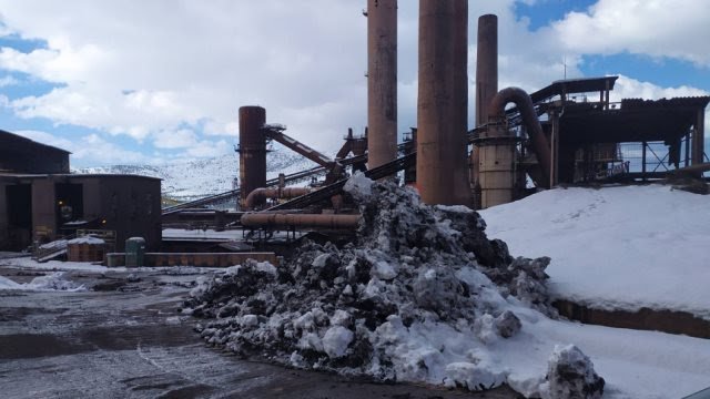 Κατέρρευσε τμήμα της οροφής λόγω χιονιού – Εγκλωβίστηκαν εργάτες στο εργοστάσιο