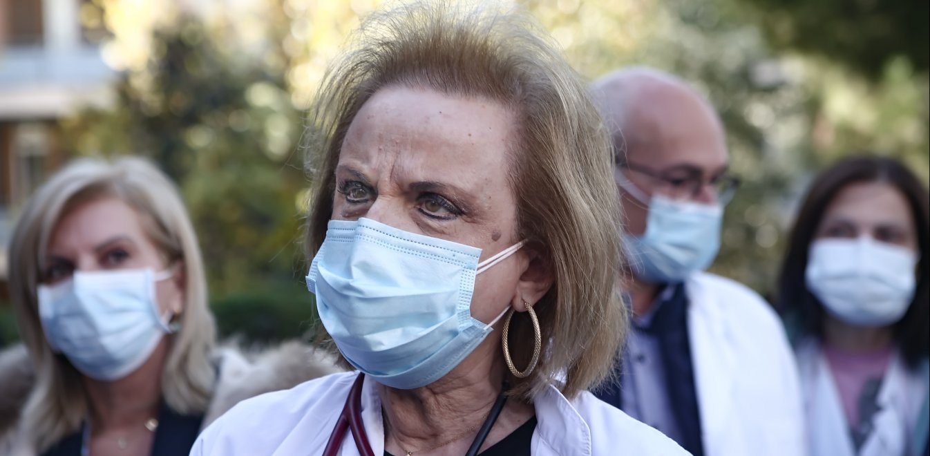 Κορoνοϊός – Παγώνη: Ποτέ δεν τηρήσαμε τα μέτρα – «Χαροπαλεύει» το Σύστημα Υγείας