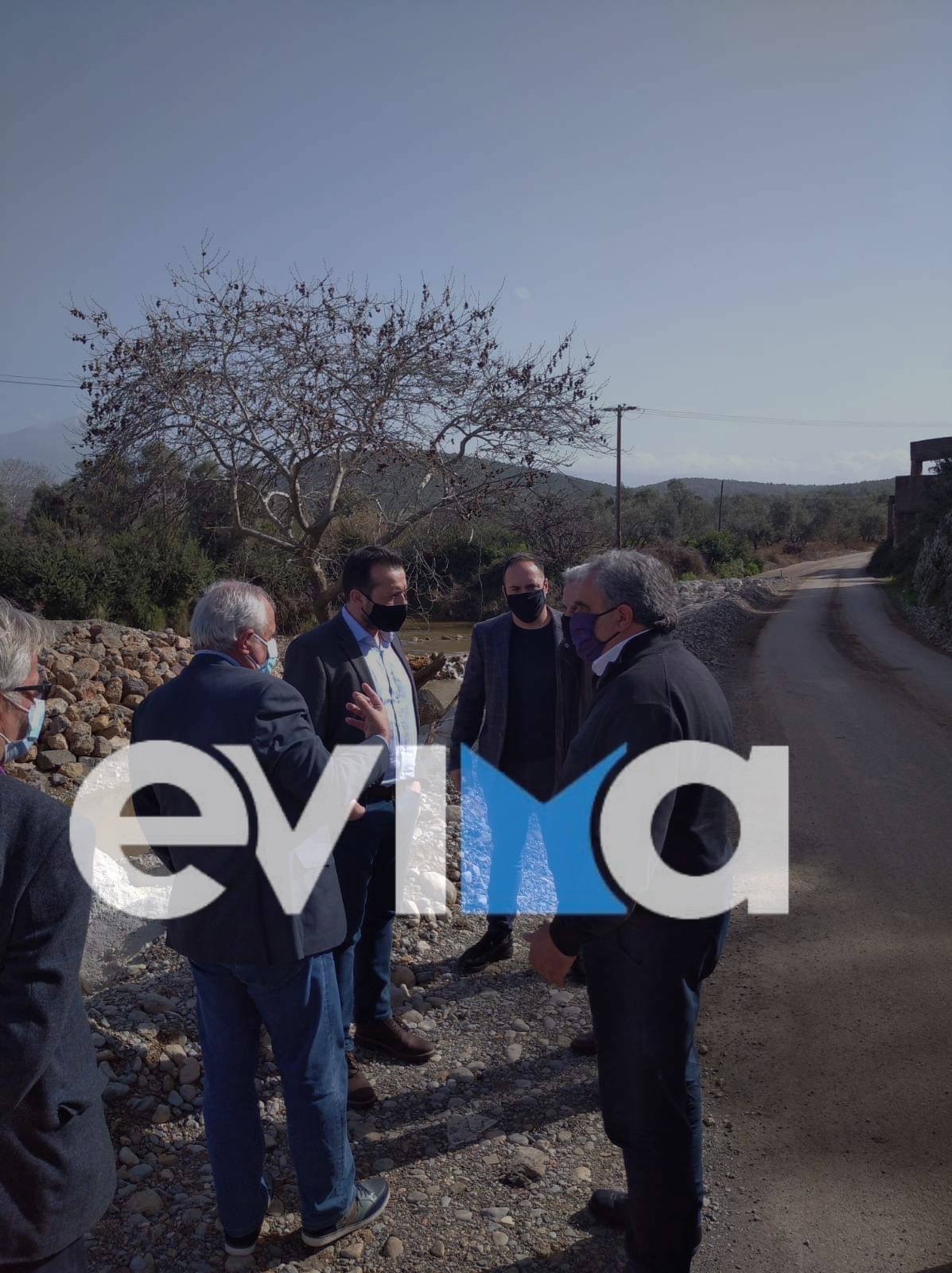 Χατζηγιαννάκης: “Η Εύβοια παραμένει απροστάτευτη” – Περιοδεία του ΣΥΡΙΖΑ στις περιοχές που χτύπησε η “Θάλεια”