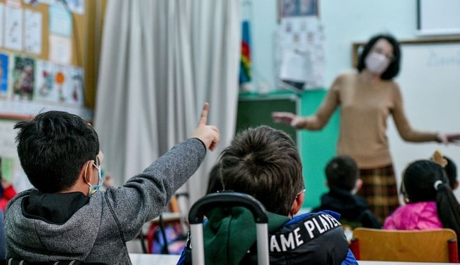 Κορονοϊός – Χαλκίδα: Νέα κρούσματα στα σχολεία, κλείνουν και αλλά τμήματα