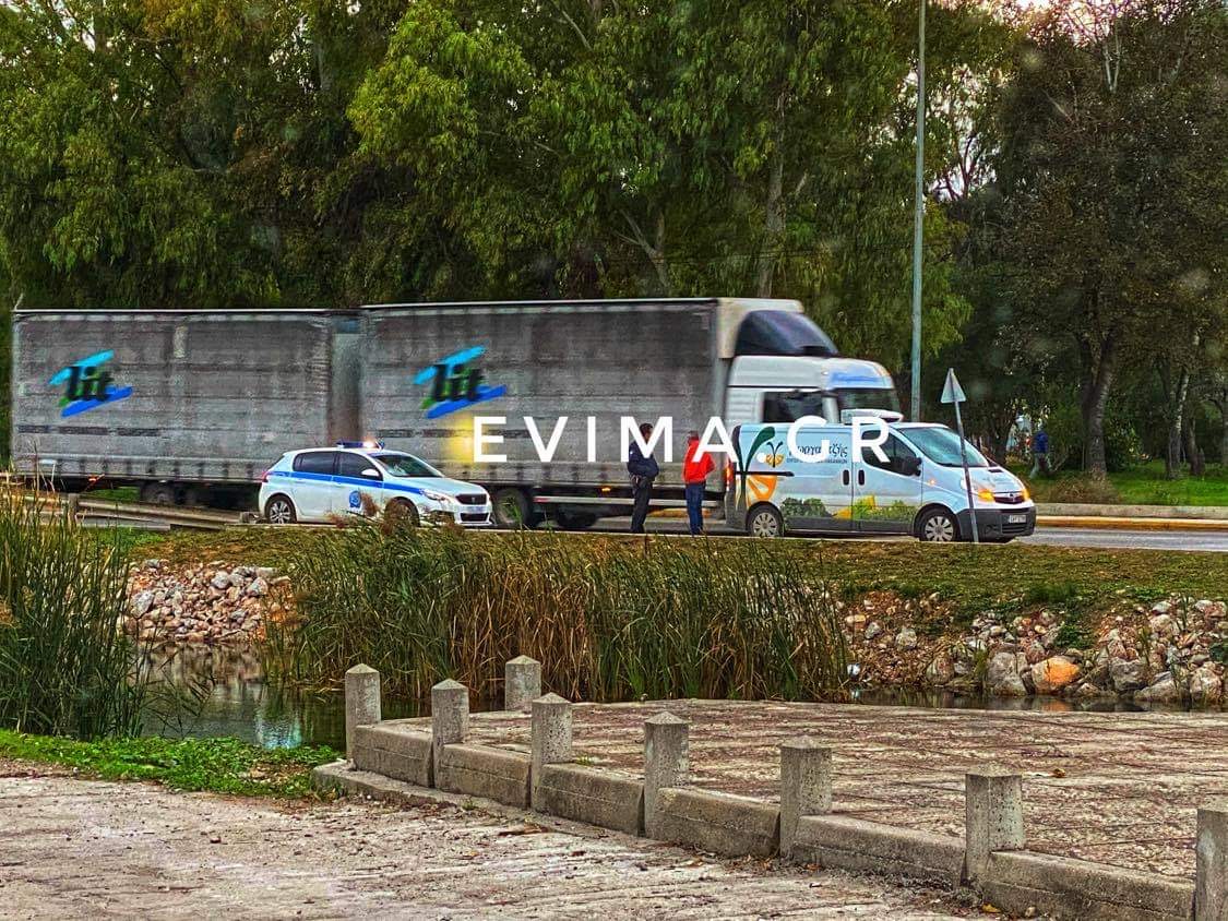 Lockdown: Μπλόκα της ΕΛ.ΑΣ. σε κεντρικούς δρόμους της Στερεάς Ελλάδας – Καθολικοί έλεγχοι