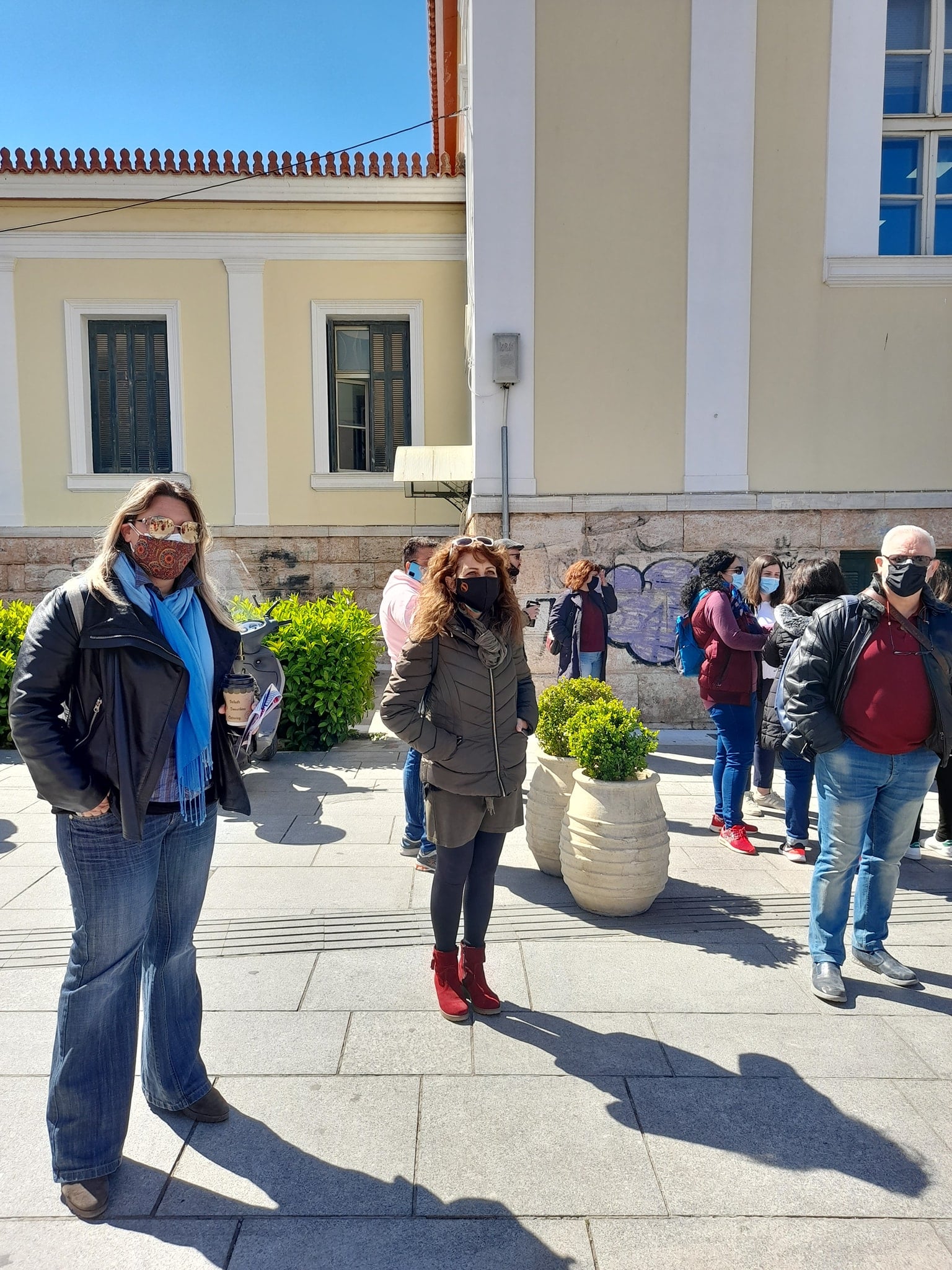 Εύβοια: Σιωπηλή διαμαρτυρία από το Σύλλογο Δασκάλων και Νηπιαγωγών Χαλκίδας [εικόνες]