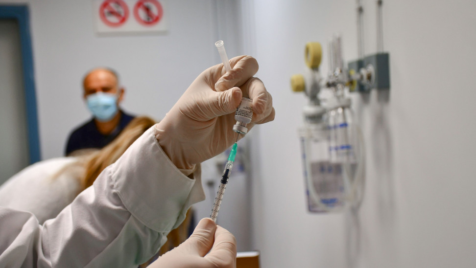 Κορονοϊός: Δείτε πότε ανοίγει η πλατφόρμα για τους άνω των 60 – Ξεκινούν οι εμβολιασμοί