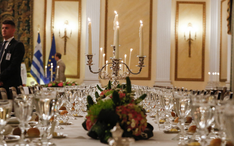Προεδρικό Μέγαρο: Το δείπνο στους υψηλούς προσκεκλημένους έχει άρωμα από την Εύβοια