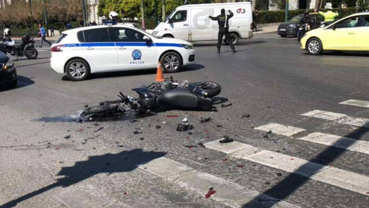 Τροχαίο στη Βουλή: Ο 23χρονος Ιάσονας δίνει ζωή σε 6 ασθενείς με τα όργανά του Τροχαίο στη Βουλή: Ο 23χρονος Ιάσονας δίνει ζωή σε 6 ασθενείς με τα όργανά του
