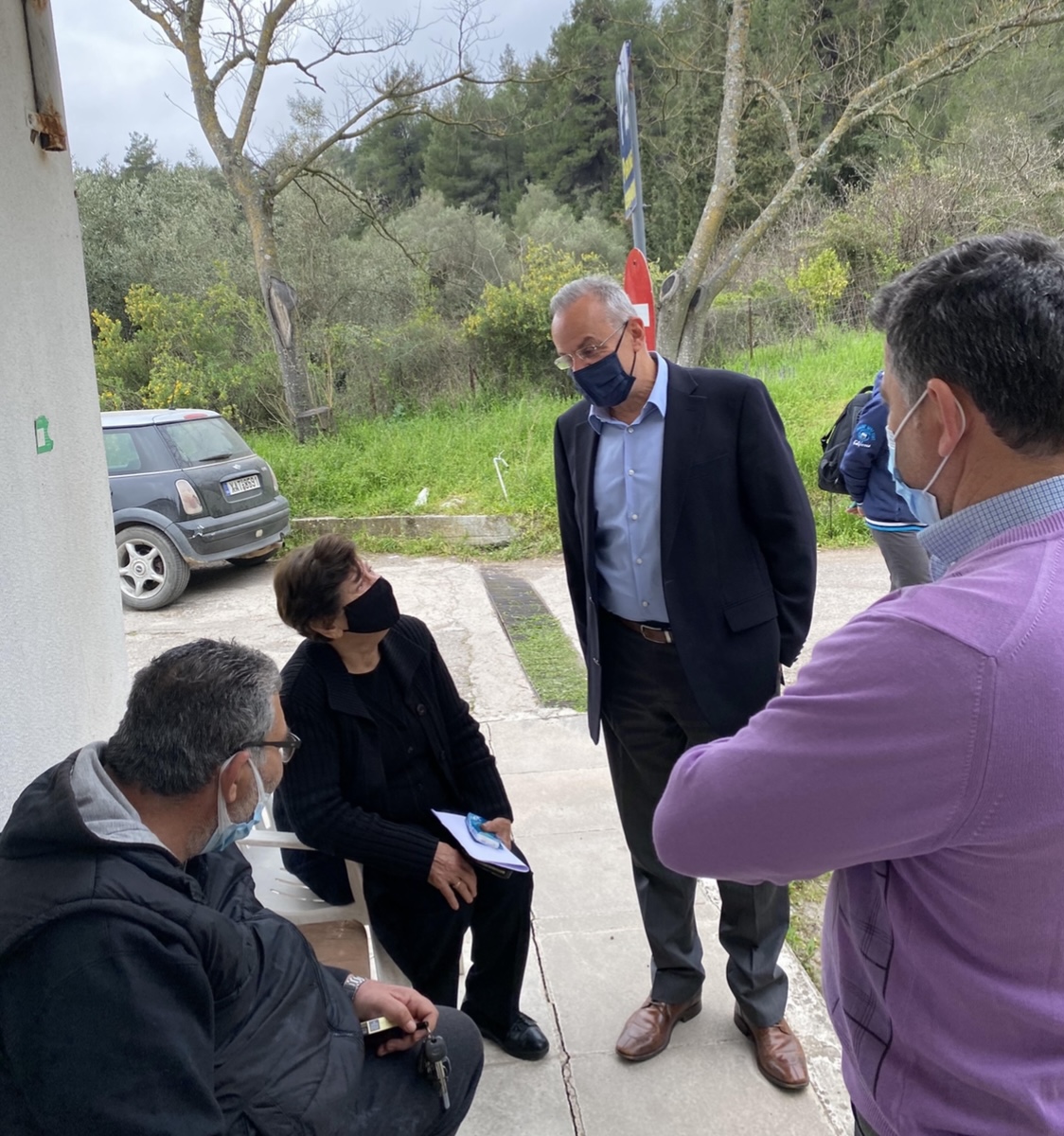 Ζεμπίλης: Επισκέφτηκε το εμβολιαστικό κέντρο  του Κ.Υ. Μαντουδίου