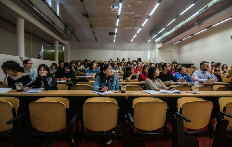 Αύξηση στο φοιτητικό επίδομα: Ποιοι θα πάρουν έως και 2.500 ευρώ