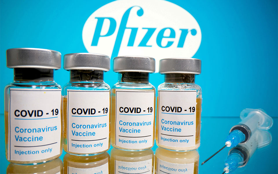 Συμφωνία ΕΕ – Pfizer-BioNTech για προμήθεια 1,8 δισ. δόσεων του εμβολίου τους