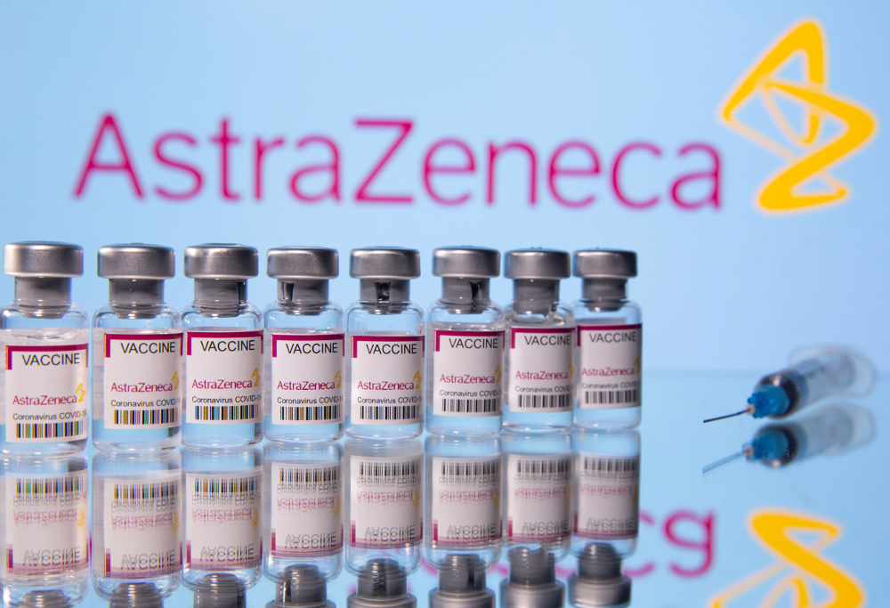 Εμβόλιο AstraZeneca: Την Παρασκευή ανακοινώνεται η απόφαση της Επιτροπή Εμβολιασμών