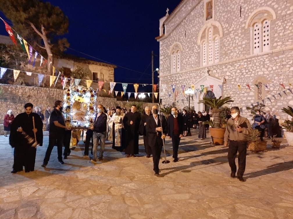 Η εορτή του  Αγίου Μεγαλομάρτυρος Γεωργίου του Τροπαιοφόρου τιμήθηκε  στην Ιερά Μητρόπολη Καρυστίας