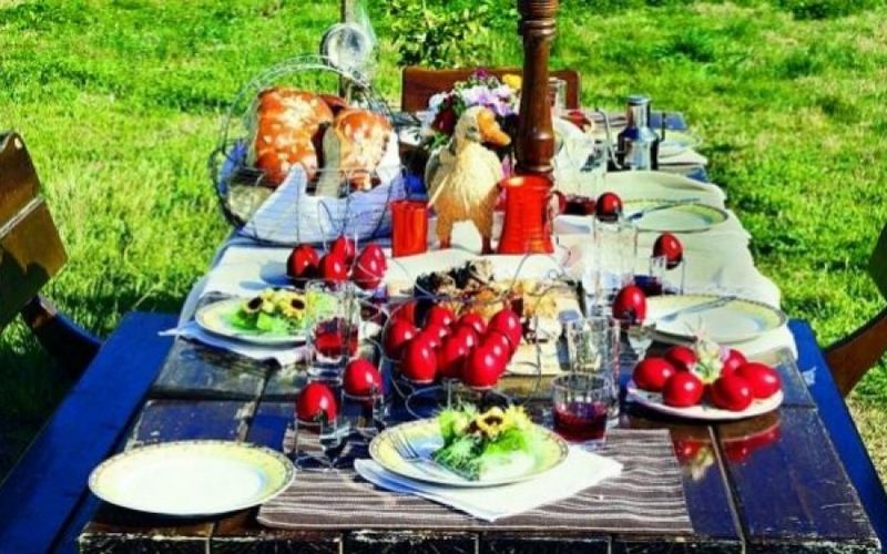 Κυριακή του Πάσχα: Τα 4 μέτρα που ισχύουν για το πασχαλινό τραπέζι -Μεγάλες «ανάσες» από τη Δευτέρα