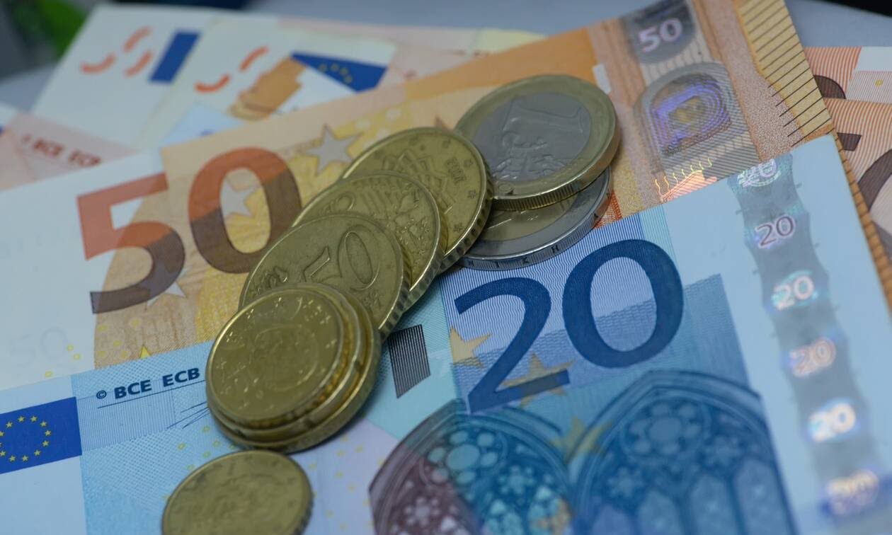 «Καταιγίδα» πληρωμών τις επόμενες μέρες: Όλες οι καταβολές – Ποιοι θα δουν χρήματα στο λογαριασμό