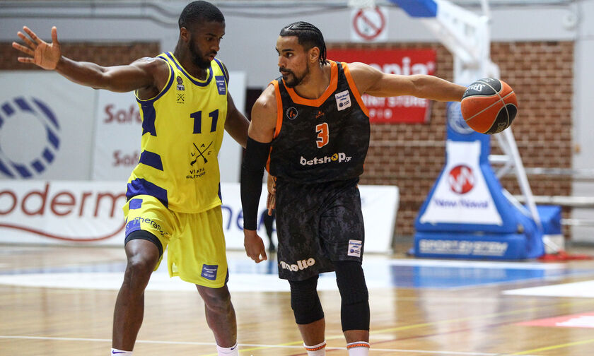 Πλέι οφ Basket League: O Προμηθέας Πάτρας πήρε το προβάδισμα, νίκησε 79-86 μέσα στο Λαύριο