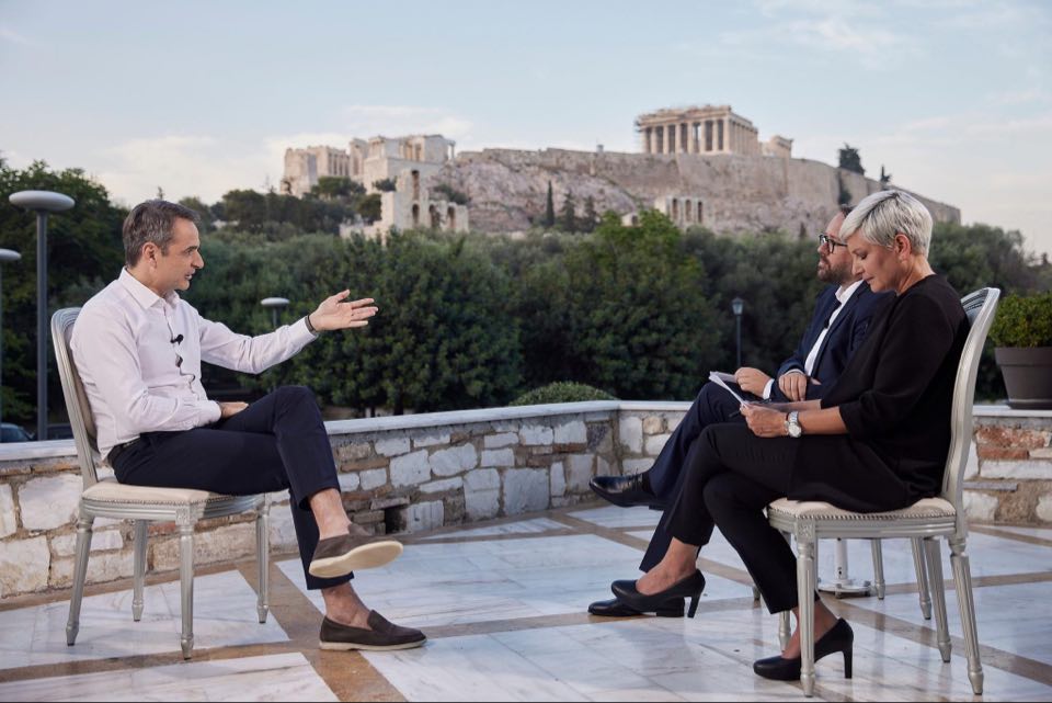 Μητσοτάκης στην Bild: Όχι μουσική από αυτό το Σαββατοκύριακο – Πότε θα αρθεί το μέτρο