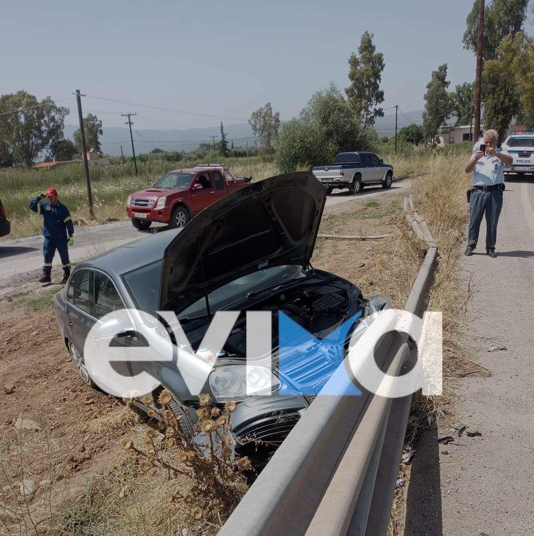 Εύβοια: Νέο τροχαίο στον Κολοβρέχτη  – Στο Κέντρο Υγείας Ψαχνών ο οδηγός [εικόνες]