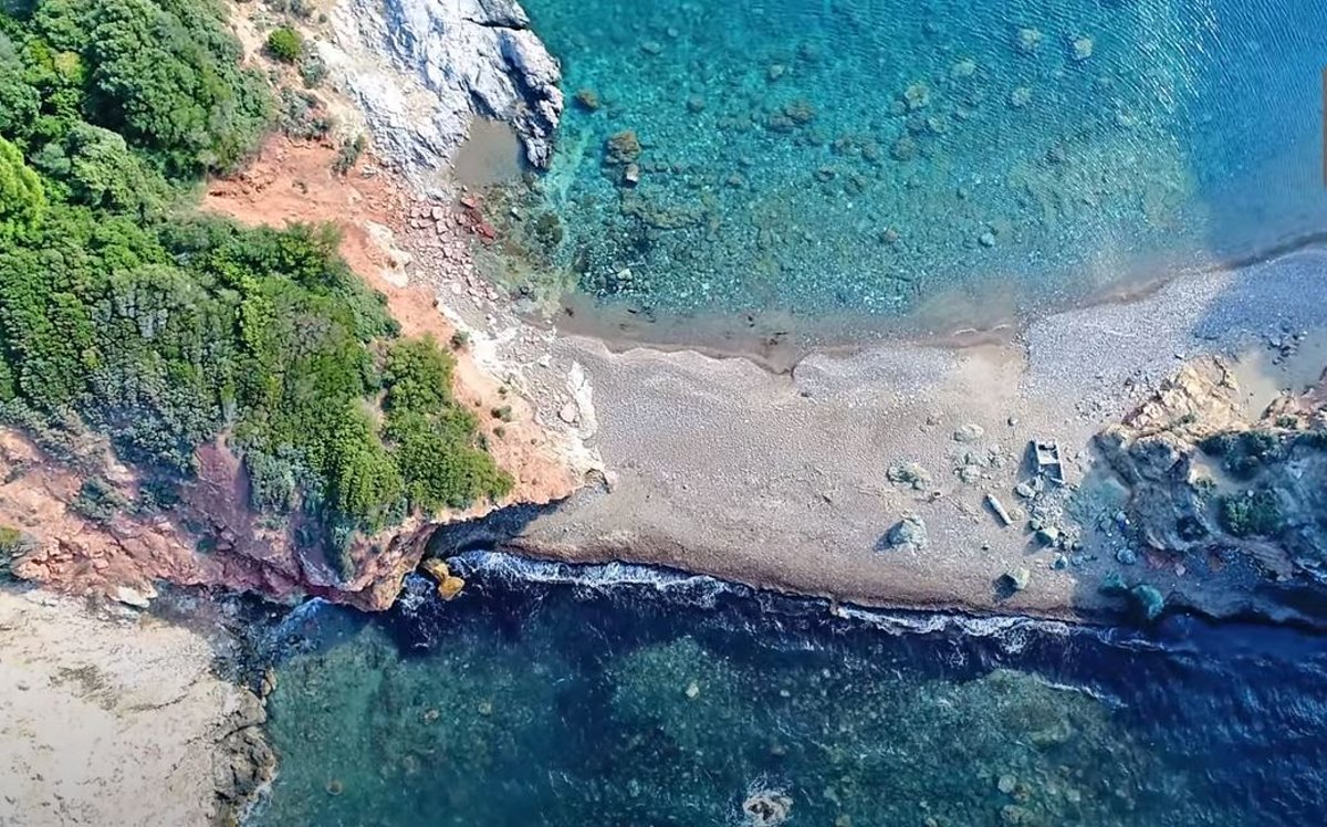 Εύβοια: Γνωρίστε τις 8 αιγαιοπελαγίτικες παραλίες που τα νερά τους είναι όνειρο!