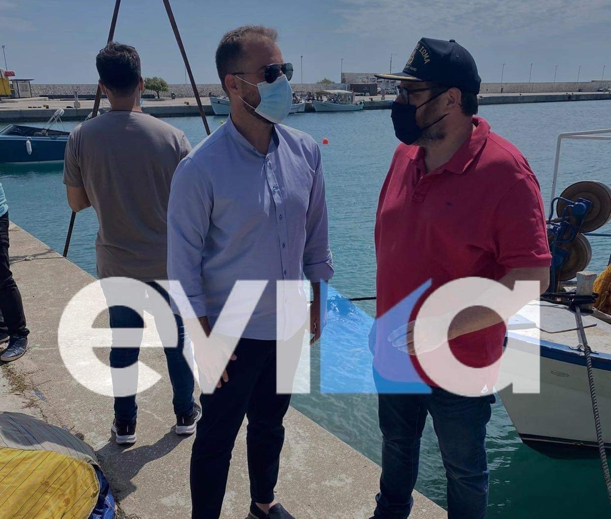 Αποκλειστικό: Στο λιμάνι της Κύμης ο γ.γ. Λιμένων κ. Κυριαζόπουλος με τον αντιδήμαρχο κ. Θεοδώρου