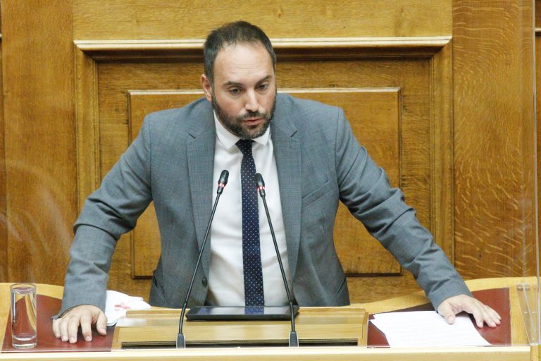 Μ. Χατζηγιαννάκης: Παράσημο του ΣΥΡΙΖΑ που τα έβαλε με τη διαπλοκή των ΜΜΕ