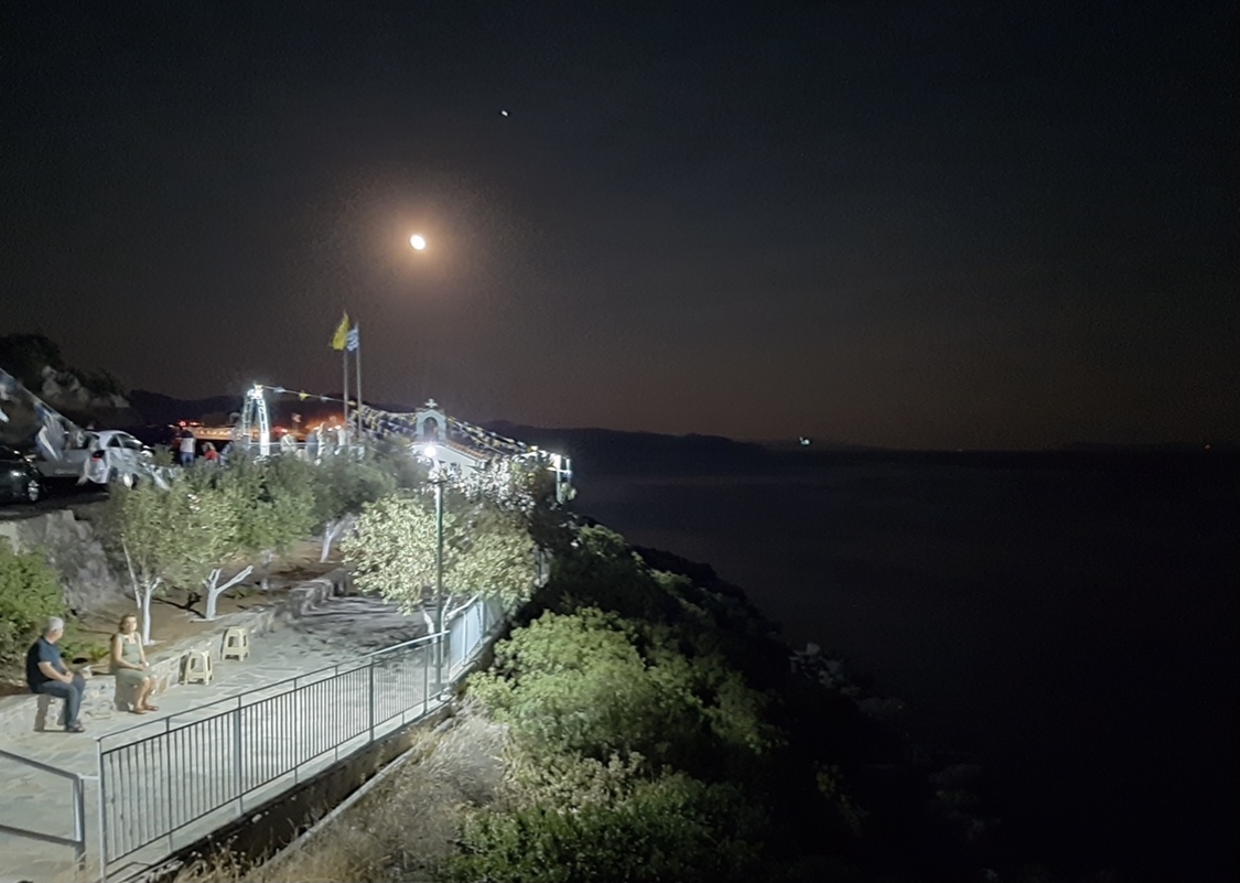 Πανηγυρικός Εσπερινός στην Παναγία της Κακιάς Σκάλας Αλιβερίου