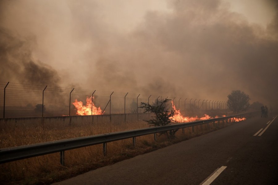 Έκλεισε η Εθνική Οδός Αθηνών-Λαμίας – Από τον κόμβο Καλυφτάκη