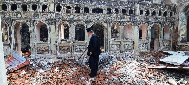 Βόρεια Εύβοια: Επισκέφτηκε τις πληγείσες περιοχές ο Μητροπολίτης Χαλκίδας