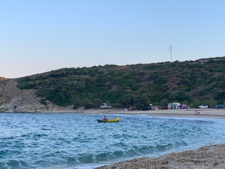 Καιρός: Πτώση της θερμοκρασίας σήμερα Σάββατο – Τοπικές βροχές στη Β. Εύβοια