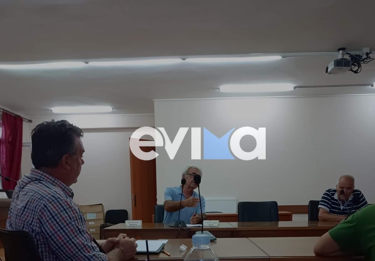 Νότια Εύβοια: Σύσκεψη του αντιδήμαρχου Δυστίων με τις εθελοντικές ομάδες