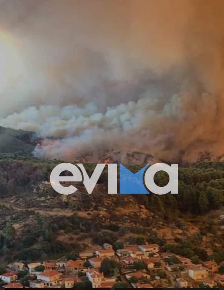 Φωτιά στην Εύβοια: Μεγάλες αναζωπυρώσεις σε Αβγαριά και Γαλατσώνα