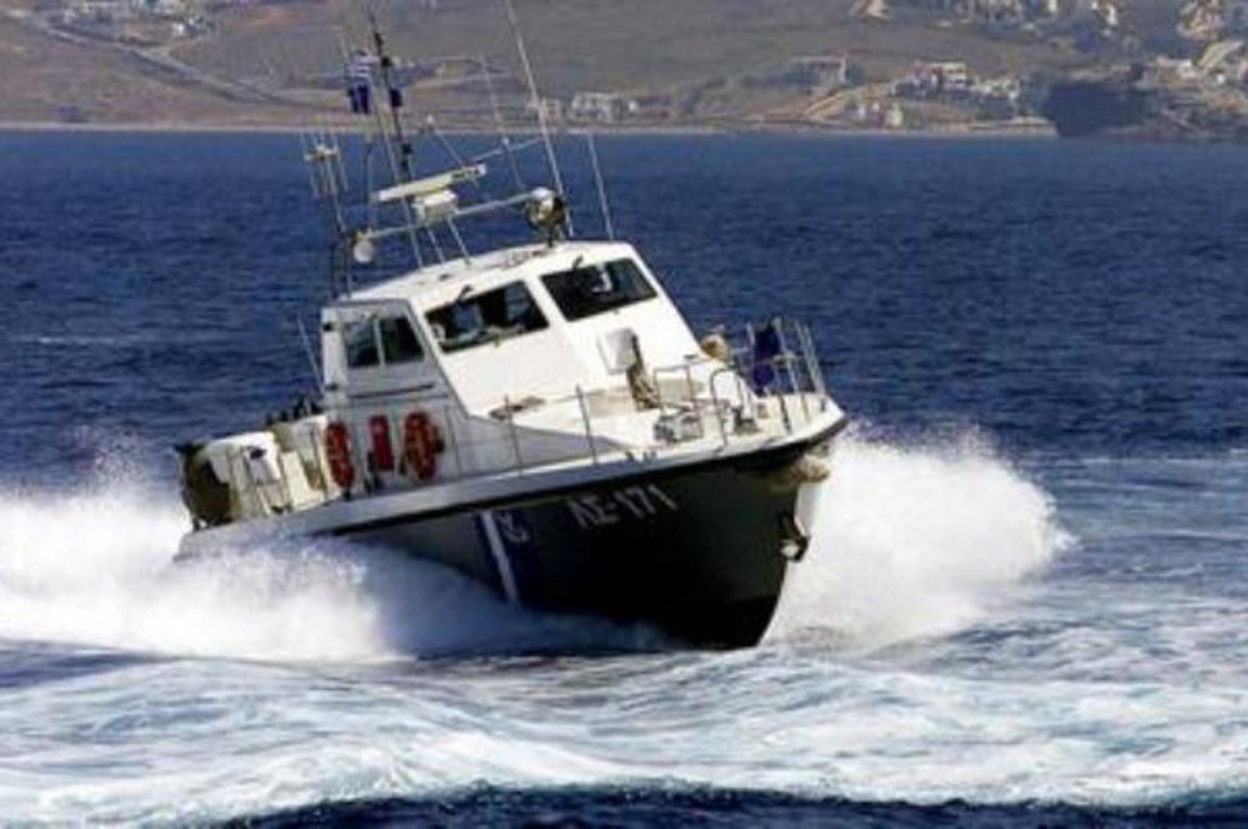 Εύβοια – Κυμάσι: Έλεγχος στο πλοίο που προσάραξε – Απαγορεύτηκε ο απόπλους