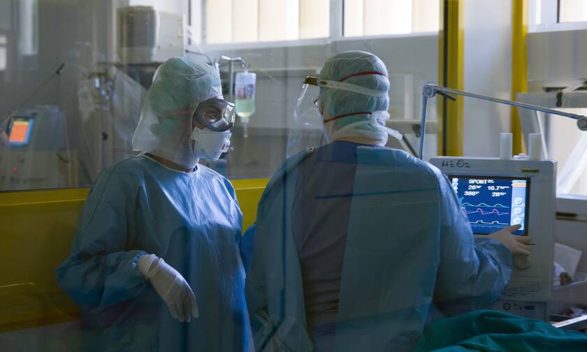 Κορονοϊός: Νέα έρευνα δείχνει ότι τα συμπτώματα μπορει να επιμείνουν πάνω από ένα έτος