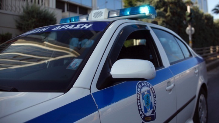 Οικογενειακή τραγωδία στην Κερατέα: 48χρονος σε κατάσταση αμόκ μαχαίρωσε την ηλικιωμένη μητέρα του