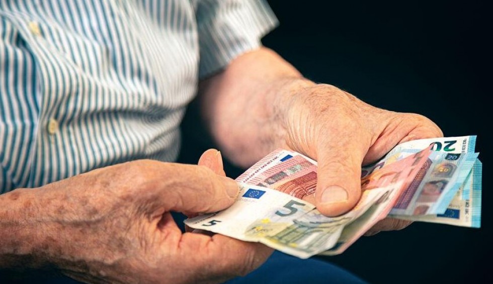 Συντάξεις Οκτωβρίου 2021: Νέα μεγάλη πληρωμή σήμερα – Ποιοι συνταξιούχοι θα δουν λεφτά