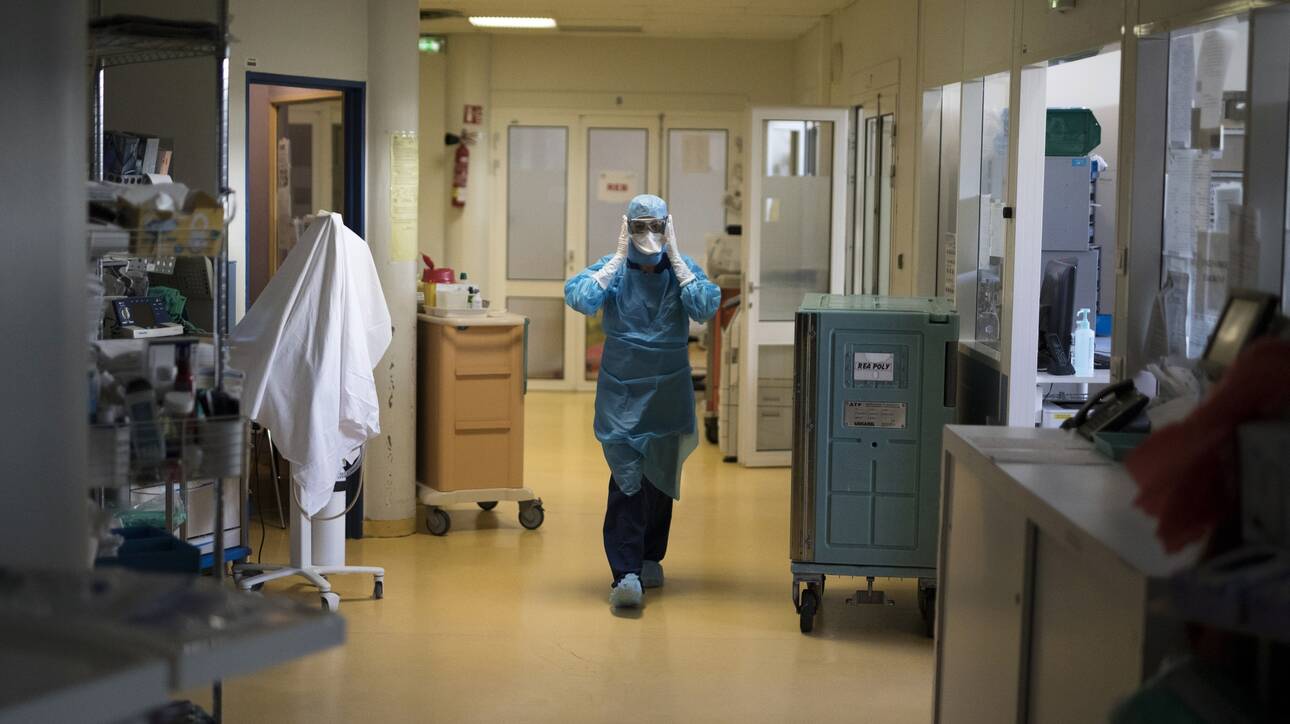 Κορoνοϊός: Διπλασιάζει τον κίνδυνο νοσηλείας η μετάλλαξη Δέλτα για τους μη εμβολιασμένους