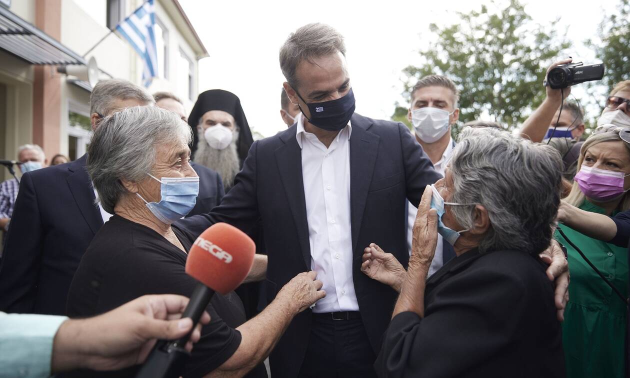 Ο Μητσοτάκης άκουγε ραδιοφωνική εκπομπή που μιλούσαν γι’ αυτόν και τους πήρε… τηλέφωνο